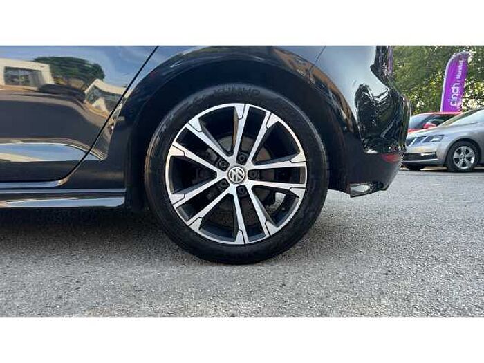 Volkswagen Golf GOLF 2.0 TDI R-Line 5dr 