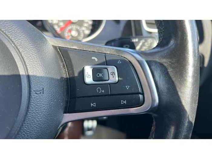 Volkswagen Golf GOLF 2.0 TDI R-Line 5dr 