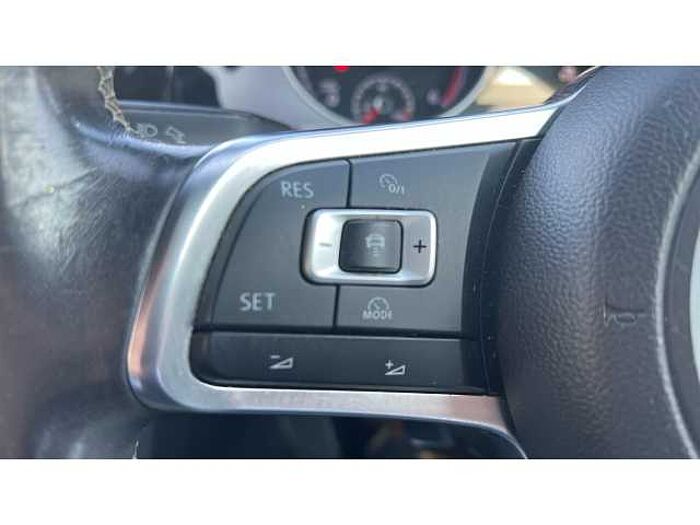 Volkswagen Golf GOLF 2.0 TDI R-Line 5dr 