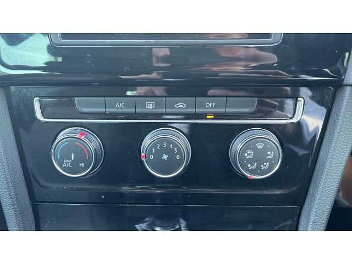 Volkswagen Golf GOLF 2.0 TDI R-Line 5dr 