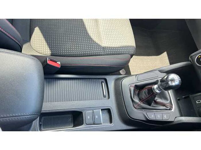 Ford Focus FOCUS 1.0 EcoBoost 125 ST-Line 5dr 