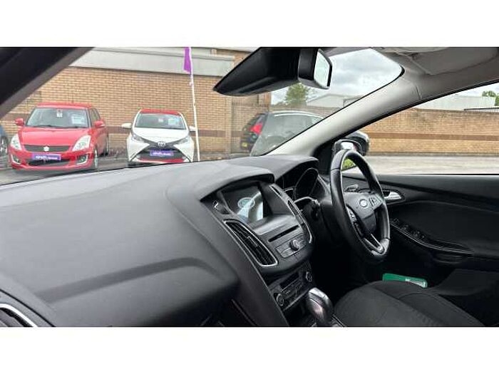 Ford Focus FOCUS 1.0 EcoBoost 125 Titanium 5dr Auto 