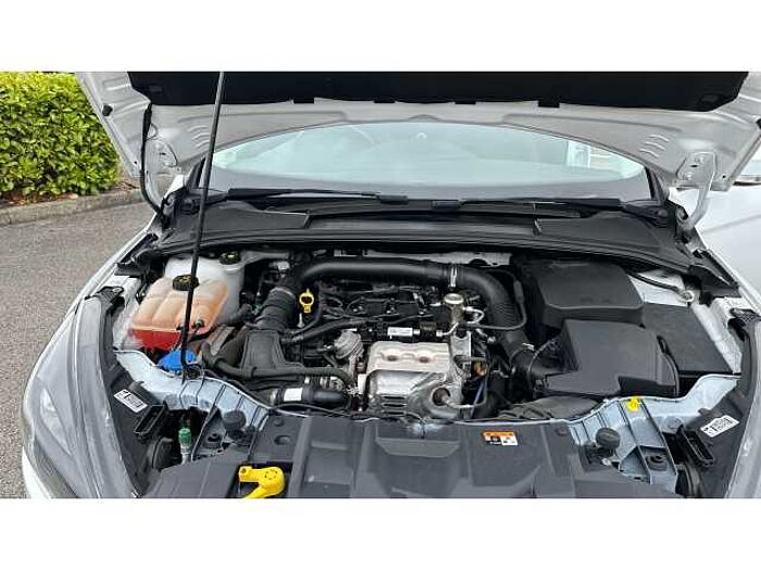 Ford Focus FOCUS 1.0 EcoBoost 125 Titanium 5dr Auto 