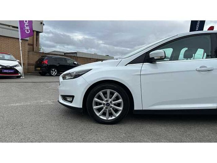 Ford Focus FOCUS 1.0 EcoBoost 125 Titanium 5dr Auto 