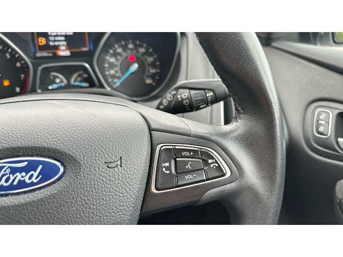 Ford Focus FOCUS 1.0 EcoBoost 125 Titanium 5dr Auto 