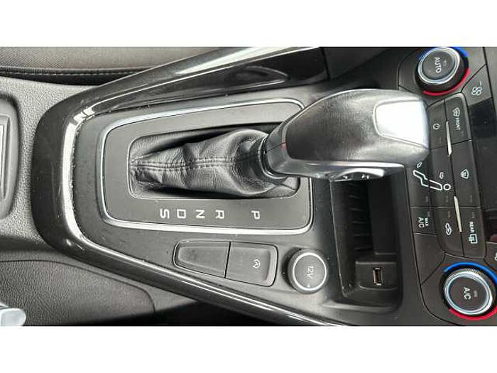 Ford Focus FOCUS 1.0 EcoBoost 125 Titanium 5dr Auto 