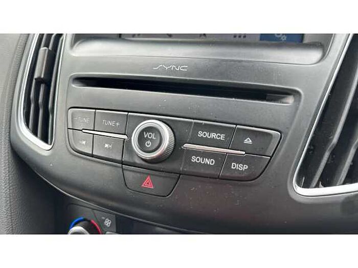 Ford Focus FOCUS 1.0 EcoBoost 125 Titanium 5dr Auto 