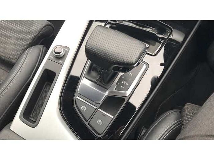 Audi A4 A4 35 TDI S Line 4dr S Tronic 