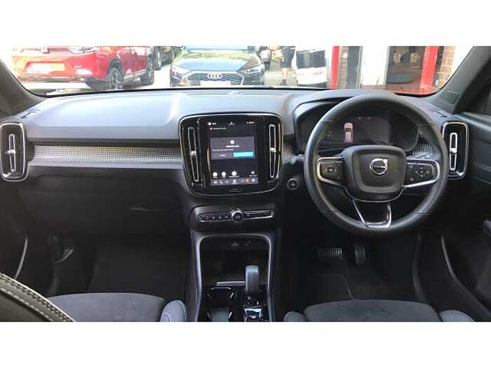 Volvo XC40 XC40 2.0 B4P Plus Dark 5dr AWD Auto 
