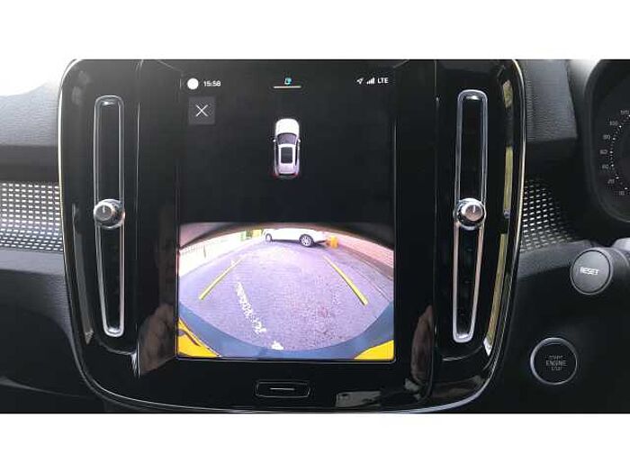 Volvo XC40 XC40 2.0 B4P Plus Dark 5dr AWD Auto 