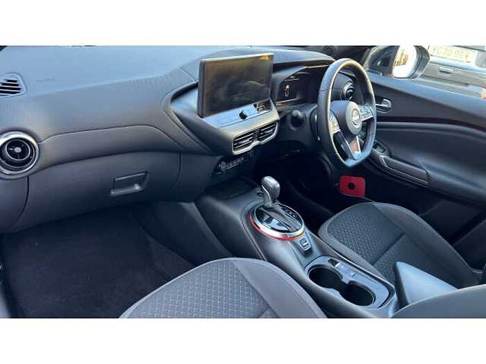 Nissan Juke JUKE 1.0 DiG-T N-Connecta 5dr DCT 