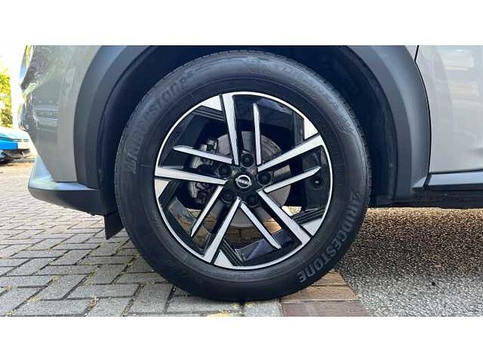 Nissan Juke JUKE 1.0 DiG-T N-Connecta 5dr DCT 