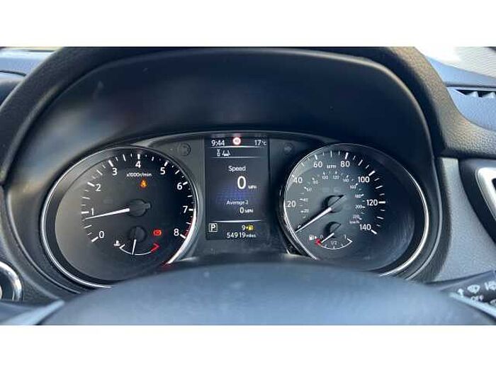 Nissan Qashqai QASHQAI 1.2 DiG-T N-Connecta 5dr Xtronic 