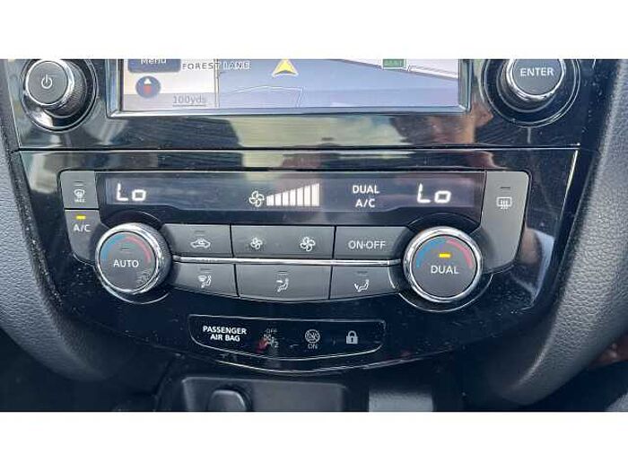 Nissan Qashqai QASHQAI 1.2 DiG-T N-Connecta 5dr Xtronic 