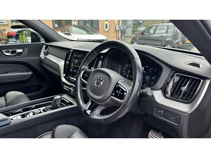 Volvo XC60 XC60 2.0 B4D R DESIGN 5dr AWD Geartronic 