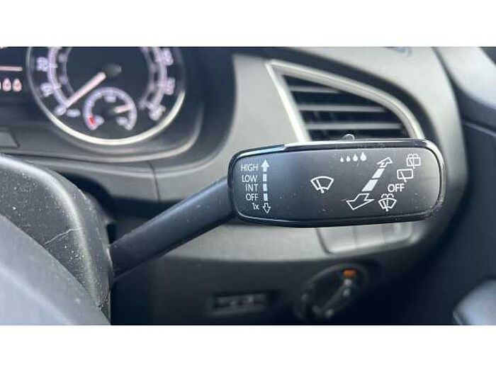 SKODA Fabia FABIA 1.0 TSI Colour Edition 5dr 