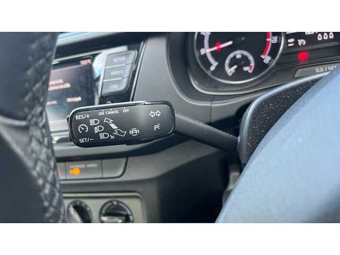 SKODA Fabia FABIA 1.0 TSI Colour Edition 5dr 
