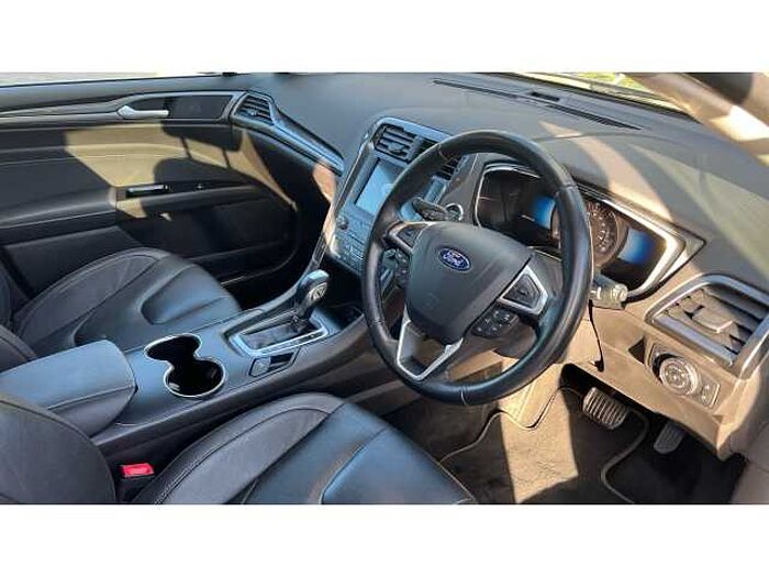 Ford Mondeo MONDEO 2.0 Hybrid Titanium Edition 5dr Auto 