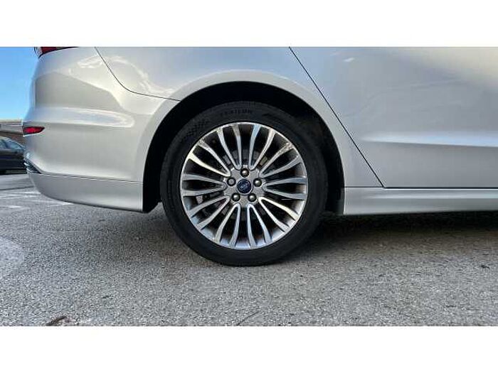 Ford Mondeo MONDEO 2.0 Hybrid Titanium Edition 5dr Auto 