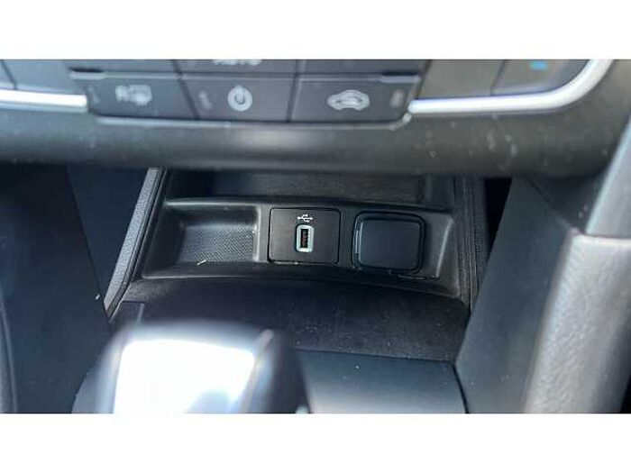 Ford Mondeo MONDEO 2.0 Hybrid Titanium Edition 5dr Auto 