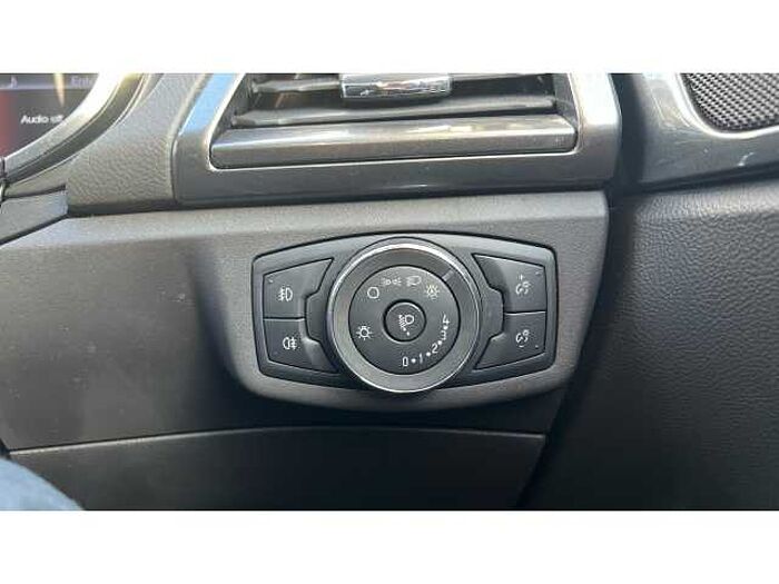 Ford Mondeo MONDEO 2.0 Hybrid Titanium Edition 5dr Auto 